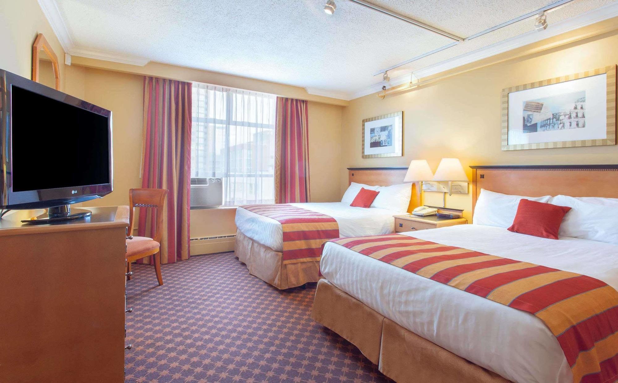 Howard Johnson By Wyndham Vancouver Downtown 外观 照片