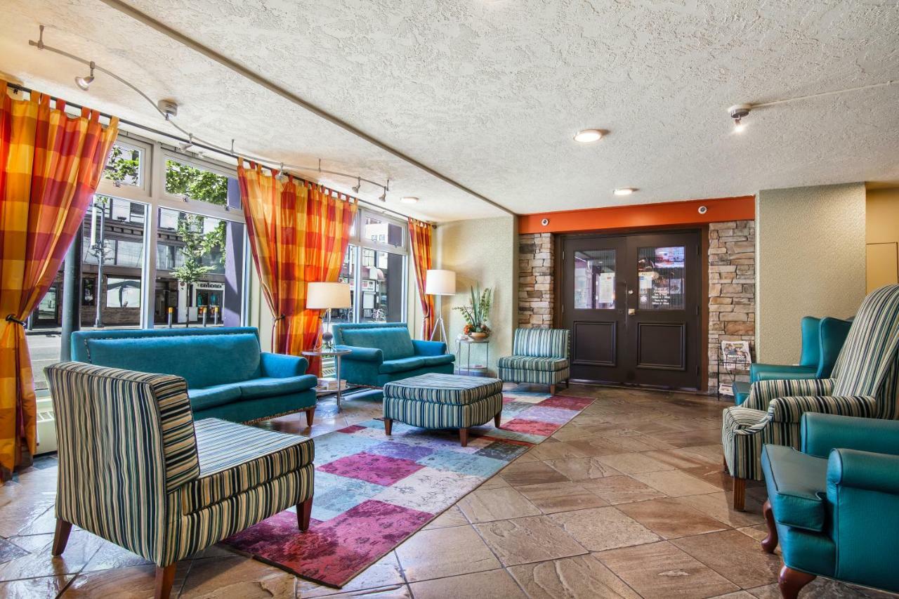 Howard Johnson By Wyndham Vancouver Downtown 外观 照片